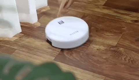 Robot aspirateur AspiClean avec design compact et moderne