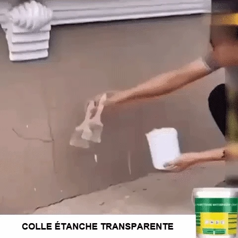 colle étanche empêchant l’humidité sur un mur intérieur