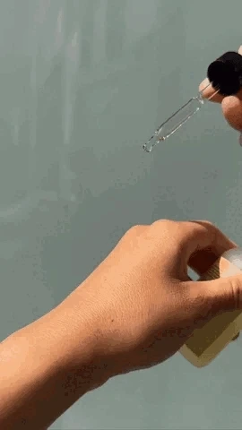 Pipette pour dosage précis de l'huile capillaire