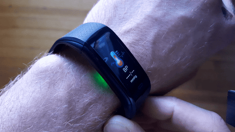 Montre connectée élégante et robuste pour personnes âgées