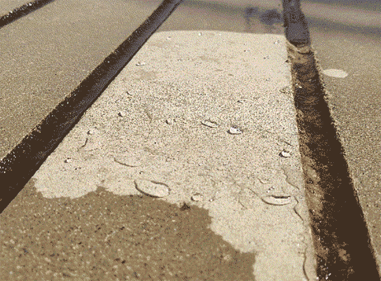 surface traitée montrant la protection contre l’humidité